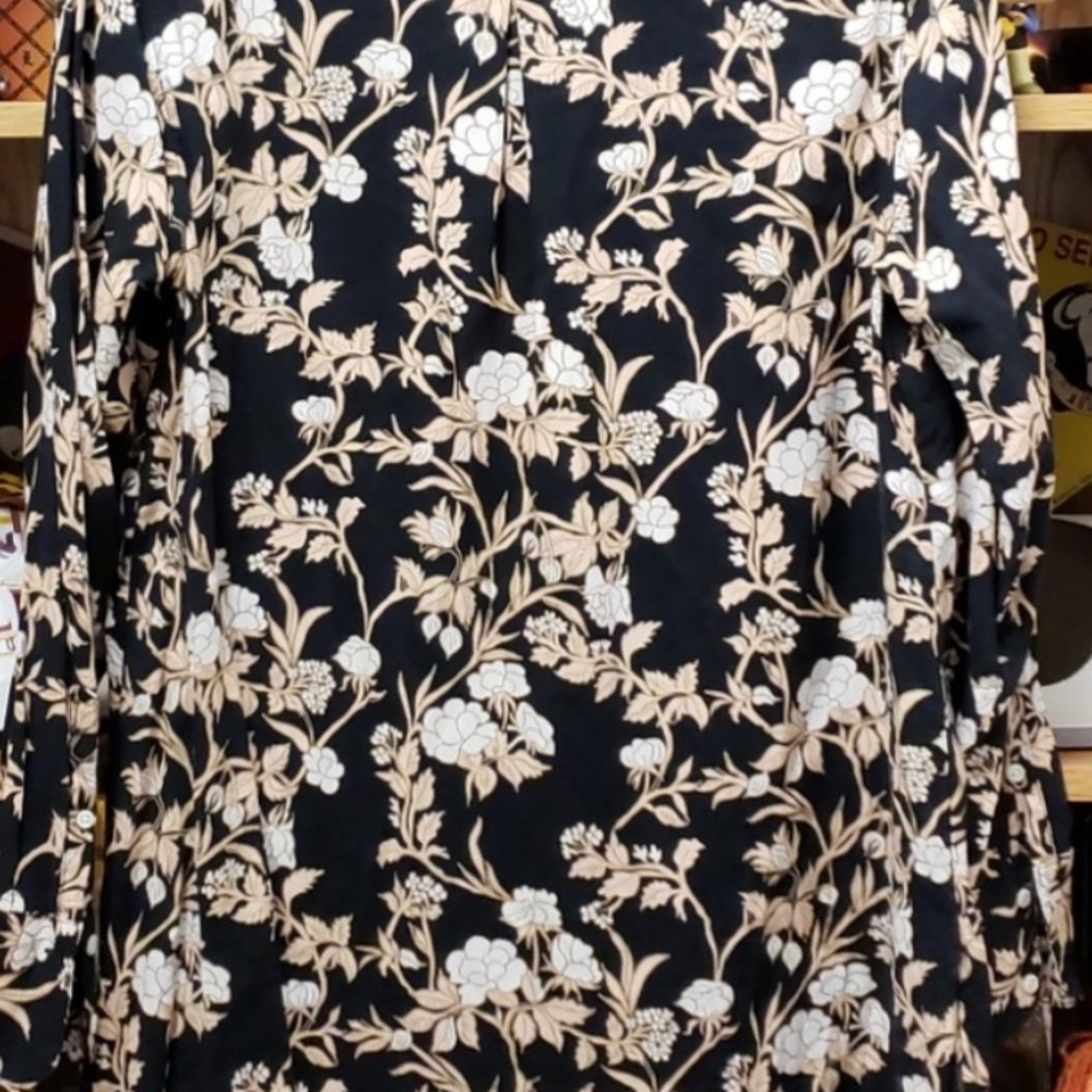 Tunic - Picture 2 of 5